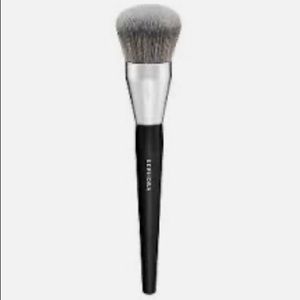 Sephora pro all over powder brush #61